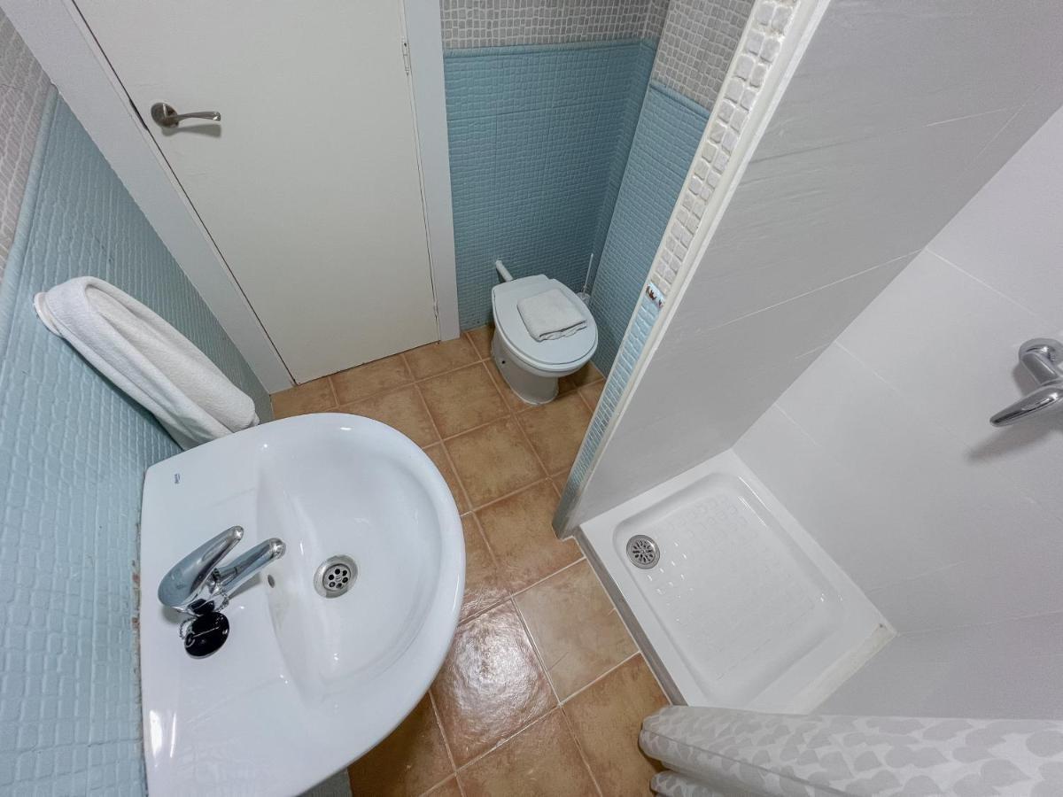 Centrico Apartamento Junto Al Cervantes Málaga Buitenkant foto